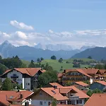 Akzenthaus Alpenrose
