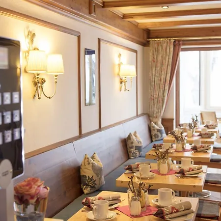 Akzenthaus Alpenrose Нессельванг