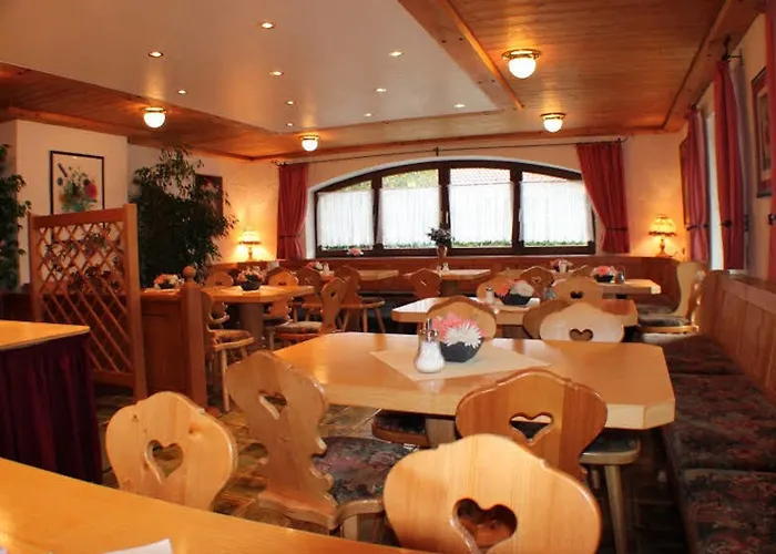 Akzenthaus Alpenrose Hotel 3*