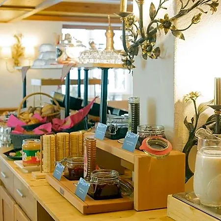Hotel Akzent Alpenrose 3*