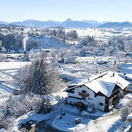 Hotel Akzenthaus Alpenrose 3*