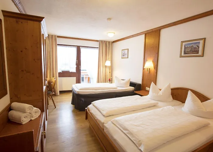 Akzenthaus Alpenrose מלון 3*